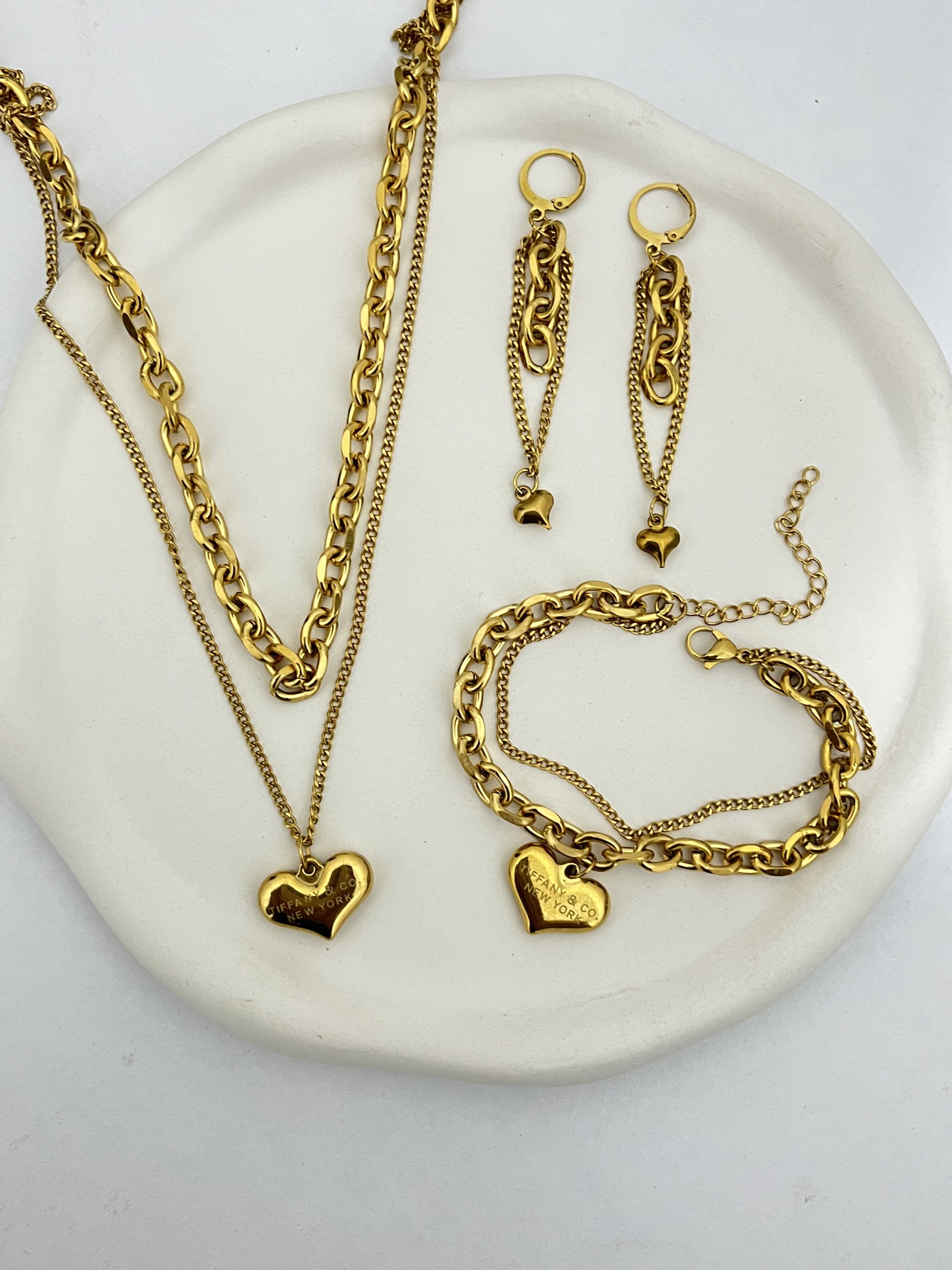 سرویس قلب تیفانی