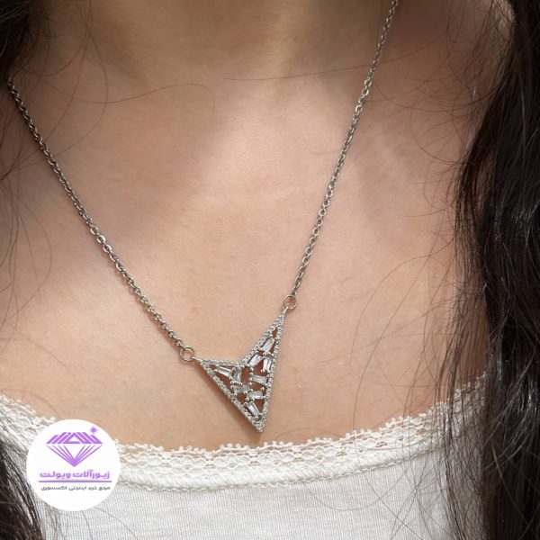 گردنبند زنانه طرح مثلثی | کد2003