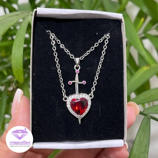 گردنبند قلب و شمشیر | کد 2013