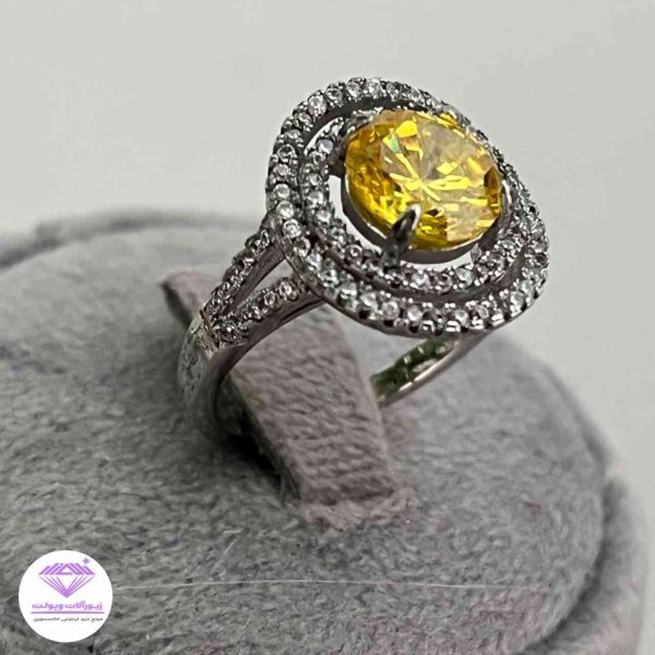 انگشتر زنانه سنگ توپاز نقره طرح جواهر | کد 024