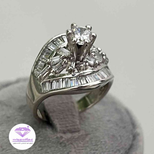 انگشتر زنانه طرح سولیتر نقره | کد 029